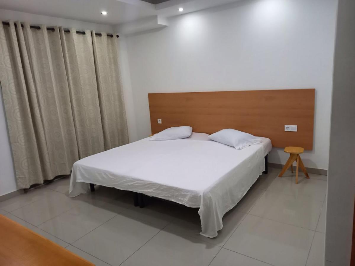 Auberge de jeunesse Pull Up à Praia Extérieur photo